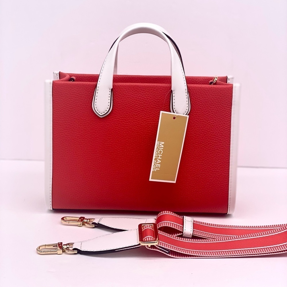 Michael Kors Gigi Small Embossed Pebbled Leather Messenger Bag - Picture 5 of 16